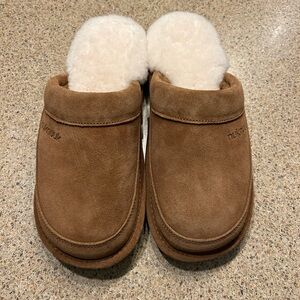 Nuknuuk Brown Suede Slippers with Cream Lining